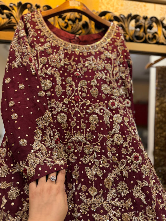 Bridal lehnga with gold antique embroidery