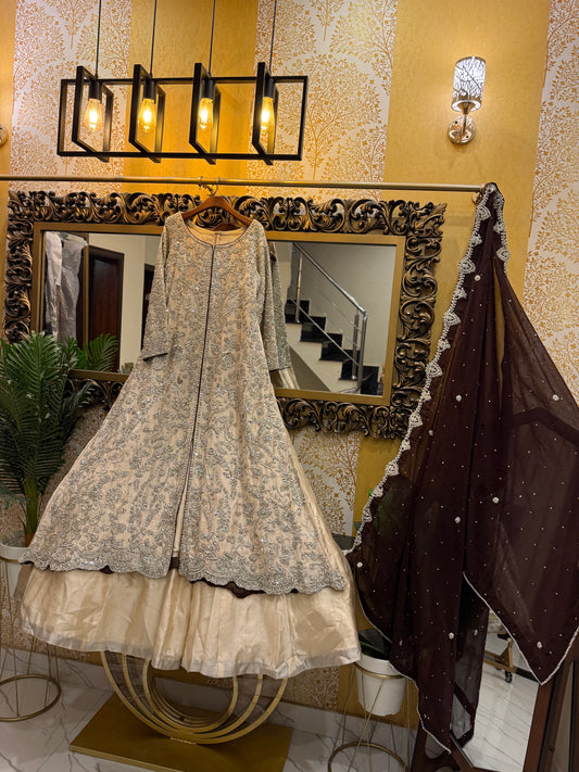 Golden Aura-Style Statement By Fatima
