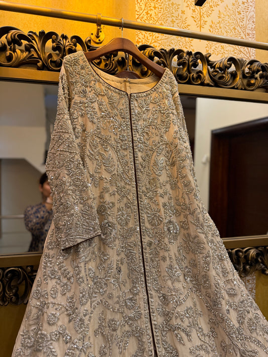 Golden Aura-Style Statement By Fatima