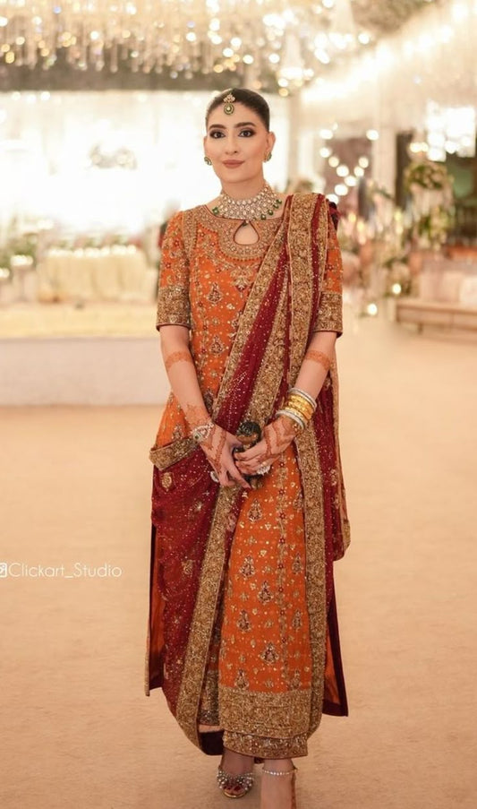 Glam Kiss – Style Statement by Fatima
