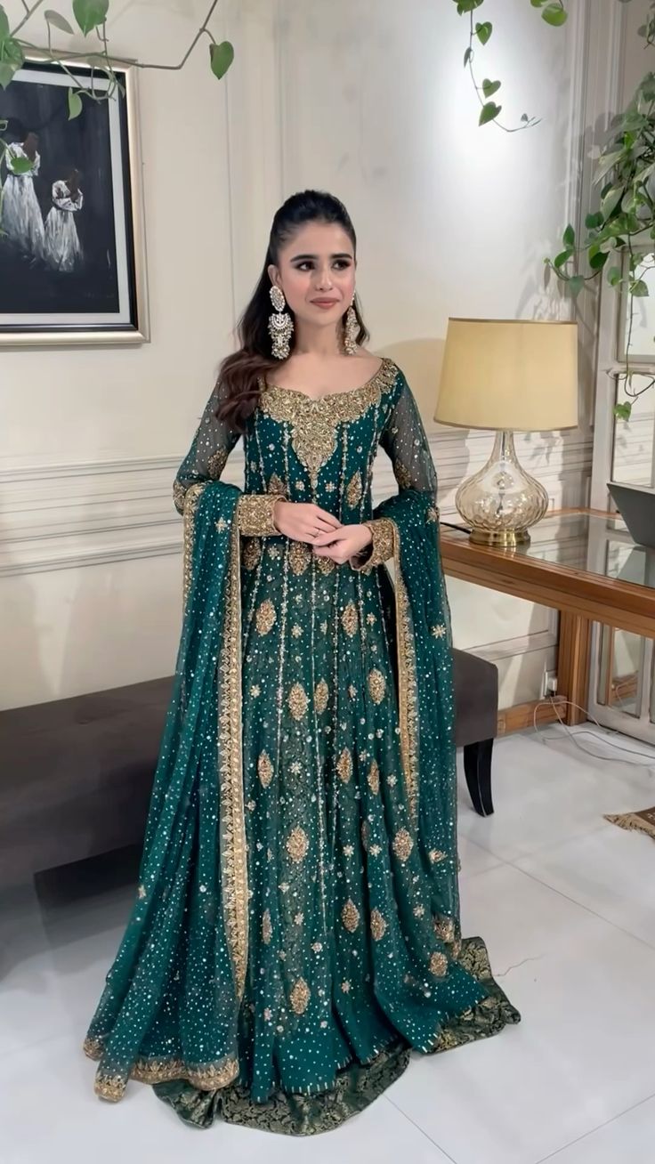 Shimmer Babe – Style Statement by Fatima