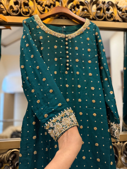 Sparkling Grace- Style Statement By Fatima