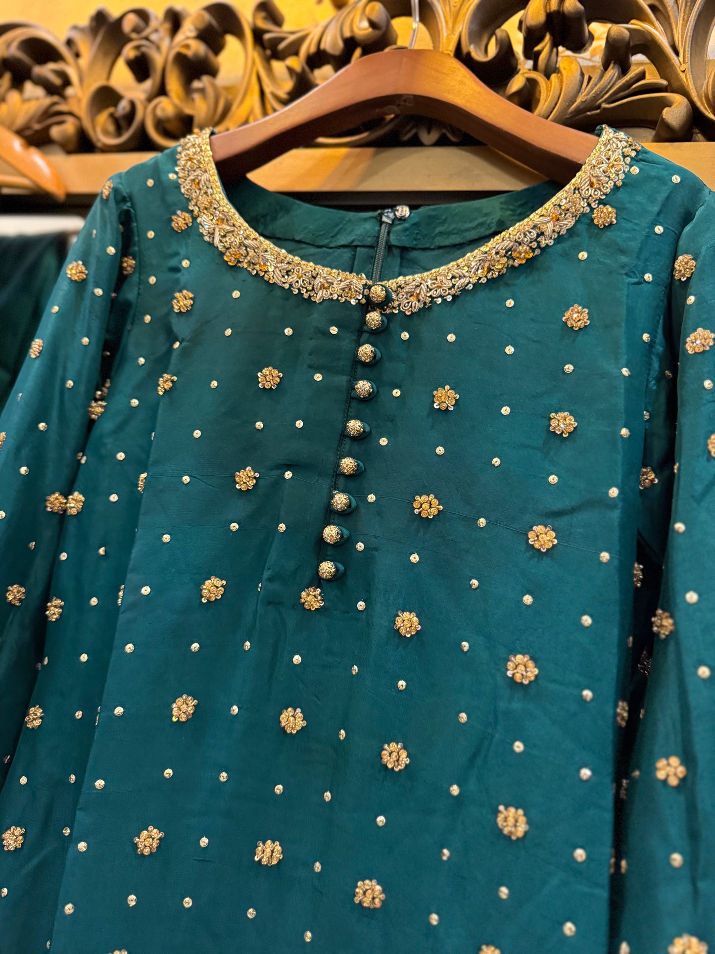 Sparkling Grace- Style Statement By Fatima